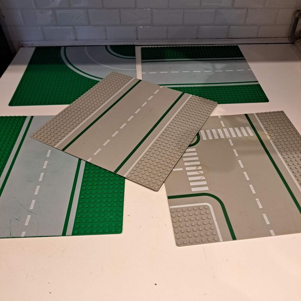 Lego lot of 5 street panels